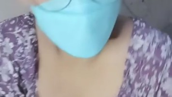 BiiLivy Berkacamata Remas Nenen Mangolive