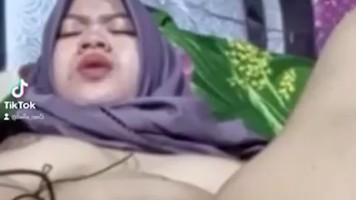 Jilbab Semok Sange Pengen Diewe