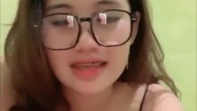 Bokep Si Cantik Renata Toket Mulus Live